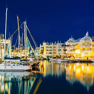 https://sweet-home-in-puerto-marina.hotelsinnerja.org